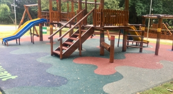Prefeitura inaugura parques infantis e academias da terceira idade